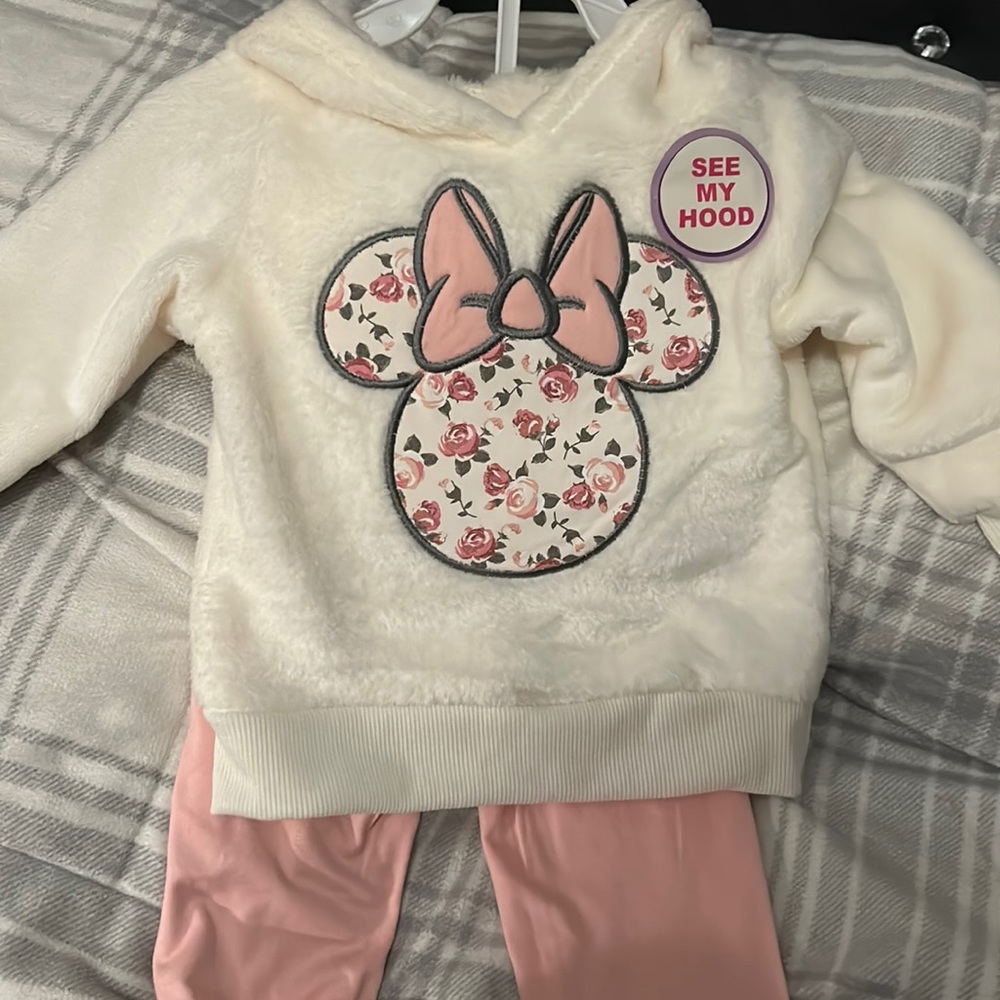 Disney never worn